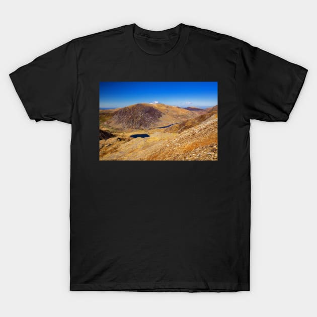 Pen yr Olw Wen and Llyn Idwal T-Shirt by dasantillo